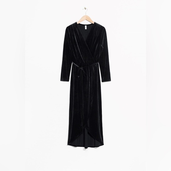 & OTHER STORIES Crushed Velvet Wrap Dress In Black - Picture 2 of 6